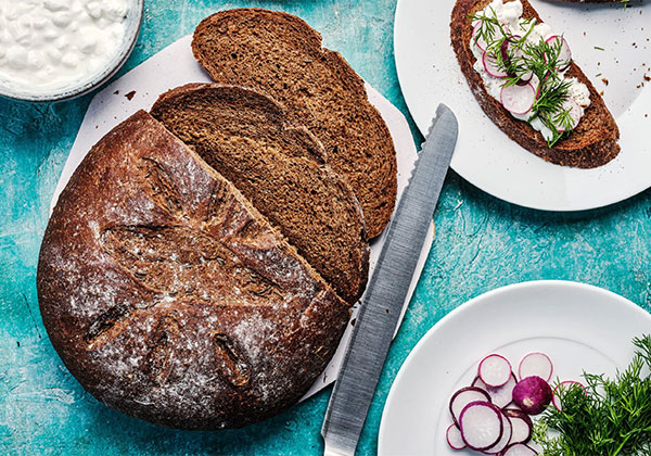 Cách làm bánh mì đen giảm cân